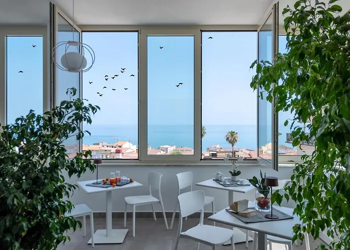 Fiore Di Cappero By Calabria 4*